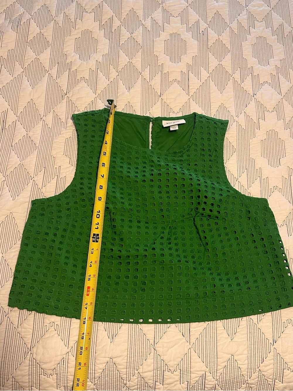 Kate Spade New York Green Sleeveless Eyelet Crop Top - Picture 6 of 7